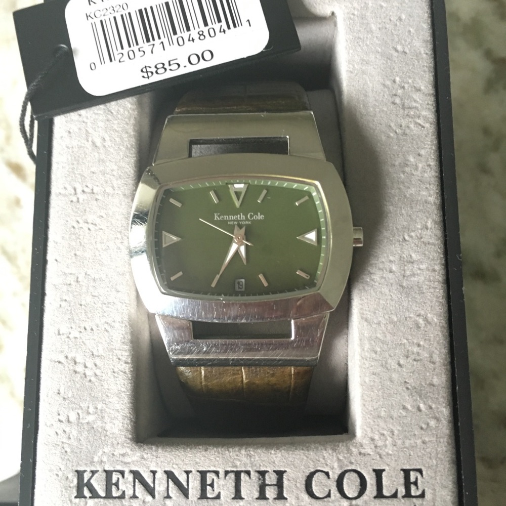 Kenneth Cole green watch